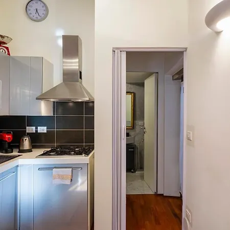 Apartment Casa Nirvana Genoa